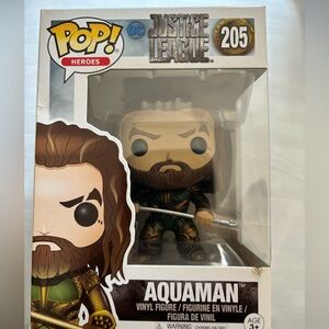 Funko POP! Movies: DC Justice League – Aquaman Toy Figure